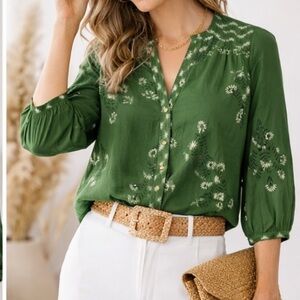 Knox Rose Green Floral Embroidered Top